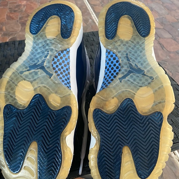 SOLD Jordan 11 win like 82 with box size 10 - Picture 3 of 6